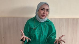 Pacar Baru Cuek dengan Masa Lalu Medina Zein yang Pernah Dipenjara