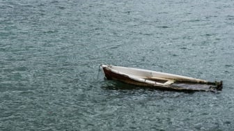 Detik-detik Perahu Getek Terbalik di Muratara: Ibu dan Anak Tewas, 4 Selamat