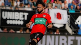 Calvin Verdonk Menggila saat Kapteni NEC Bantai Ajax Amsterdam, Intip Ratingnya