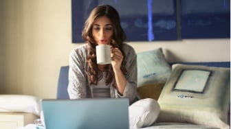 Mengupas Cara Netflix dan Spotify Membentuk Hiburan Gen Z