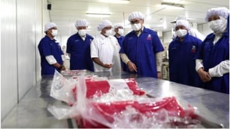 Mendag Lepas Ekspor Tuna Beku Tangkapan Nelayan Binaan Aruna ke Uni Emirat Arab