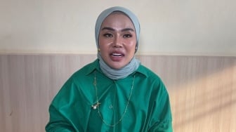 Kembali Bangun Bisnis Skincare Usai Bebas, Medina Zein Kelabakan Mulai dari Awal
