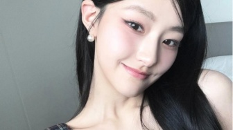 4 Inspirasi OOTD Effortless ala Haneul KISS OF LIFE yang Bikin Kece Seharian