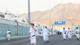Suhu Mencapai 42 Derajat di Makkah, Ini Tips Aman Berhaji Saat Cuaca Ekstrem