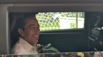 Tanggapi Viral Meme Mahasiswi ITB, Jokowi: Keblabasan, Kebangetan!