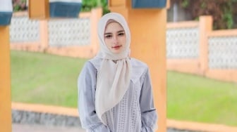 Inara Rusli Kenakan Gaun Pengantin Syar'i, Kode Mau Nikah Lagi?