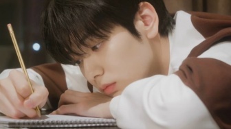 Soobin TXT Berikan Hadiah Musim Semi untuk MOA Lewat Cover Lagu Paul Kim