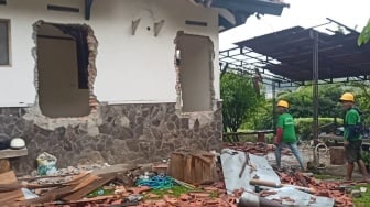 Rumah Mewah Atalarik Syach Disita! Sengketa Tanah Berujung Eksekusi Paksa