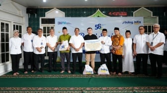 Tebar Manfaat Bagi Anak Yatim Piatu dan Tahfidz Quran, Perum Bulog Gelar Bakti Sosial HUT ke-58