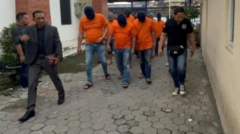 Bikin Resah Warga Mojokerto, Belasan Debt Collector dan Preman Diamankan