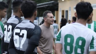 Gerald Vanenburg Blusukan Cari Pemain Timnas Indonesia U-23 di Calon Klub Degradasi