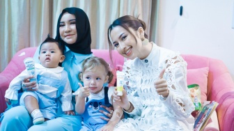 Kamari Punya Kulit Sensitif, Jennifer Coppen Rekomendasikan Produk Perawatan Bayi dengan Tribiotik