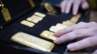 Harga Emas Antam Naik Rp25.000 Usai Sempat Turun, Buyback Ikut Menguat