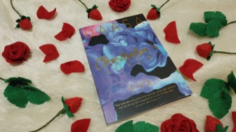 Novel Christopher's Lover: Ketika Cinta Tumbuh di Antara Saudara Tiri, Salahkah?