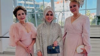 Serba-serbi Syahrini Hadiri Cannes 2025: Dituding Langgar Aturan Hingga Bertemu Eks Istri Bung Karno