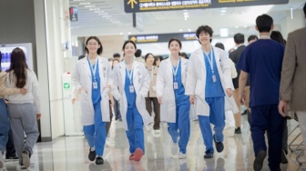 Sukses Besar, Para Pemain hingga Kru Drama Korea Resident Playbook akan Liburan ke Bali