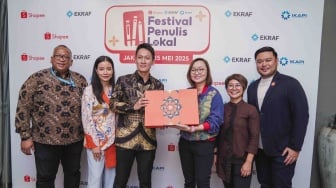 Wamen Ekraf Serukan Stop Beli Buku Bajakan untuk Tingkatkan Minat Baca Buku Asli