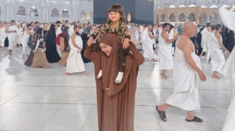 Ajak Moana, Ria Ricis Bakal Berangkatkan 15 Karyawan Umrah