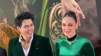 Profesional Aja? Sutradara Film Gundik Ledek Maxime Bouttier soal Adegan Ciuman dengan Luna Maya
