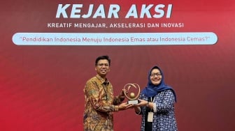 Program Transformasi Sekolah Pegadaian Sukses, Dianugerahi Penghargaan di Peringatan Hardiknas
