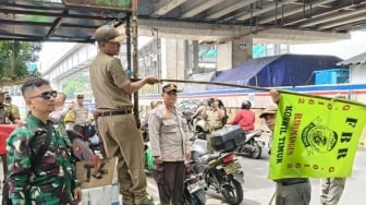 Polisi Tangkap Komplotan Ormas FBR Bojongsari yang Peras Pedagang di Depok, Korban Sampai Dicekik