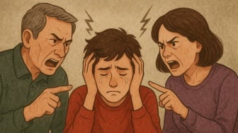 5 Ciri Orang Tua Toxic yang Bikin Anak Tertekan