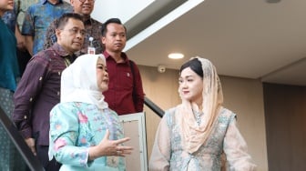 Waspada Pinjol Ilegal, OJK Bekali Emak-emak Sumsel dengan Ilmu Keuangan Syariah