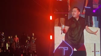 King Nassar Bikin Heboh Digiland Run 2025: Outer Merah Menyala dan Goyangan Maut!