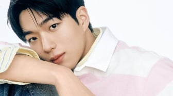 4 Inspirasi Outfit Kasual ala Cha Kang Yoon yang Nyaman Dipakai Seharian