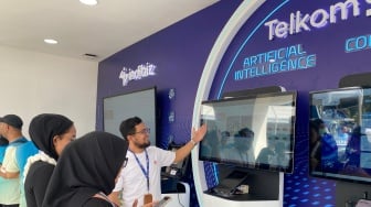 Bisnis Makin Kinclong Berkat AI: Telkom Bongkar Rahasia Efisiensi dan Cuan Maksimal!