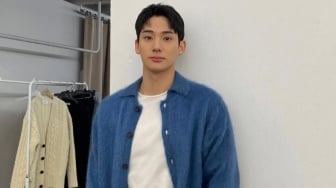 Kalem tapi Keren, 4 Ide Clean Style ala Jung Ga Ram untuk Outfit Harianmu!
