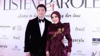 Syahrini Terus Dicibir, Reino Barack Tetap Ungkap Rasa Bangganya