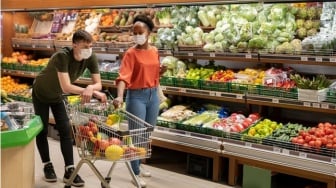 6 Fakta Unik Mengapa Supermarket Selalu Memutar Musik, Ternyata Punya Tujuan Tersembunyi