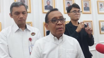 Menko PMK Klaim Pelajaran Coding dan AI di Sekolah Rangsang Anak Berpikir Kritis