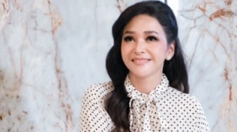 Beda dari Ahmad Dhani, Alasan Maia Estianty Konsisten Mau Pernikahan Al Ghazali Digelar Intimate