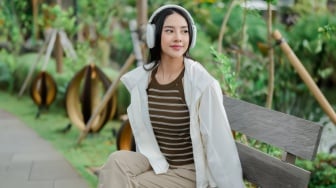 Tampil Catchy Saat Olahraga Lewat 7 Ide Sportswear ala Anya Geraldine