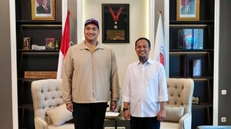 Menpora & Gubernur Sulsel 'Ngopi' Bahas Stadion Sudiang! Proyek Mangkrak atau Lanjut?