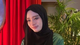 Posting Pakai Baju Pengantin, Inara Rusli Jawab Tudingan Sudah Menikah Lagi