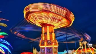 Batu Night Spectacular: Siap Menguji Adrenalin di Malam Hari!