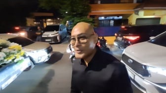 Ekspresi Deddy Corbuzier Digunjing, Dengar Wapres Gibran Diolok-olok