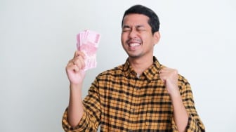 Segera Klaim Saldo DANA Gratis Rp897 Ribu Hari Ini, Langsung Cair Tanpa Syarat!