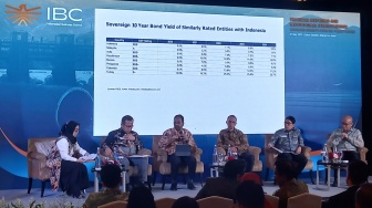 Bukan Hanya Bank: OJK Dorong Dana Pensiun dan Asuransi Jadi "Mesin Uang" Pembangunan Nasional!