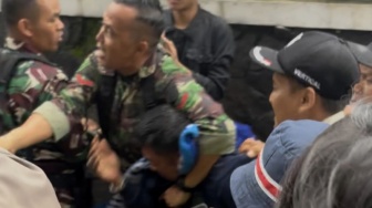 Ricuh! Acara Masak Besar Bobon Santoso di Bandung Panen Copet, Jurnalis Turut Jadi Korban