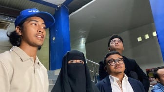 Mendadak Umi Pipik dan Abidzar Datangi Polda Metro Jaya, Ada Apa Gerangan?