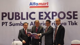 RUPS Tahunan 2025 PT Sumber Alfaria Trijaya Tbk - RUPST Alfamidi: Bertumbuh dengan Harga Kompetitif