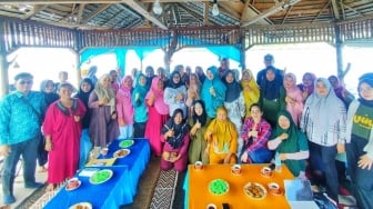 Dorong UMKM Naik Kelas, Para Perempuan Desa Kabalutan Diedukasi Pentingnya Legalitas Usaha