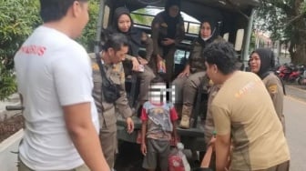 Satpol PP Samarinda Tindak Anjal yang Gores Kendaraan Warga di Jalan