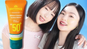 Bye-Bye Kulit Kusam! Sunscreen Lokal Ini Bikin Glowing Sekaligus Lindungi dari Sinar Biru Gadget!