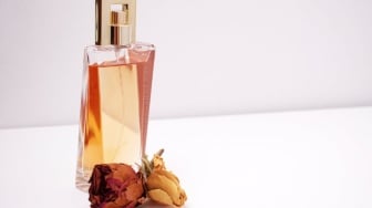 5 Rekomendasi Parfum Lokal Aroma Es Teh: Rasa Segar Manis, Cocok di Cuaca Panas