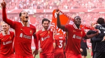 Pekan Terakhir Liga Inggris 2024/2025: Liverpool Angkat Piala di Anfield